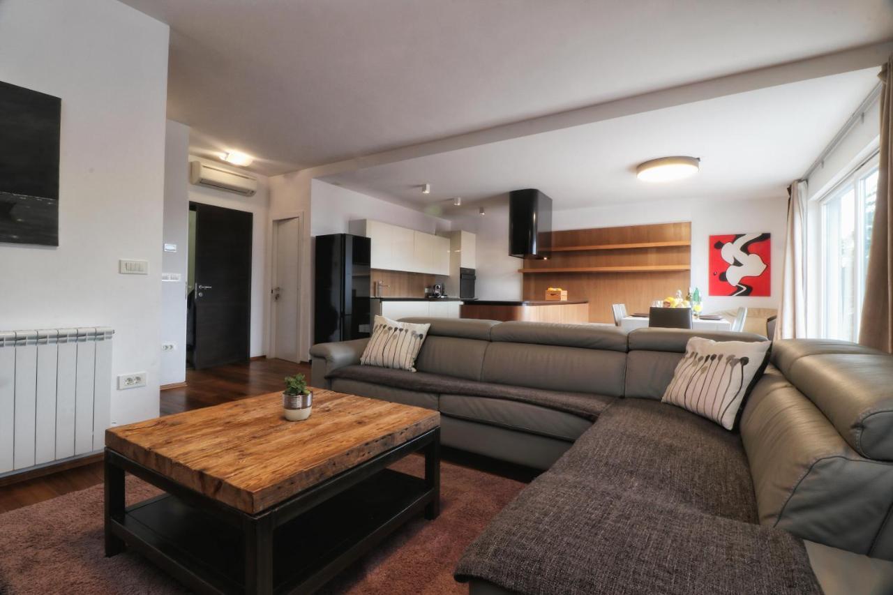 Kseni Accommodation Rovinj Exteriör bild